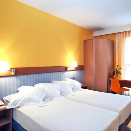 Hotel Murrieta لوغرونيو المظهر الخارجي الصورة